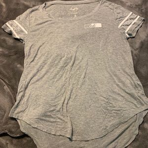 hollister tee